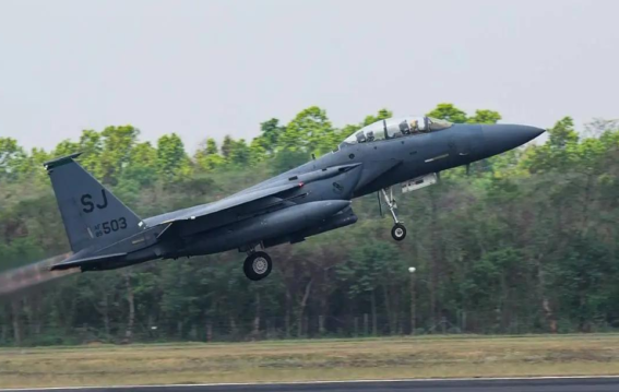 IAF Jaguar Trainer Jet Crashes in Rajasthan
